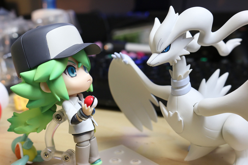 Reshiram! Return to your... okay, just hang out right there then.